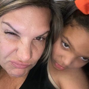 Meet your Posher, Larissa